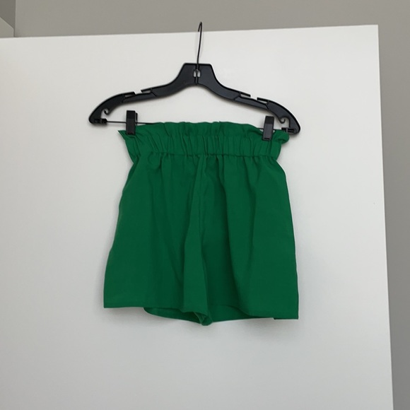 Set (shirt & shorts) - Picture 9 of 11